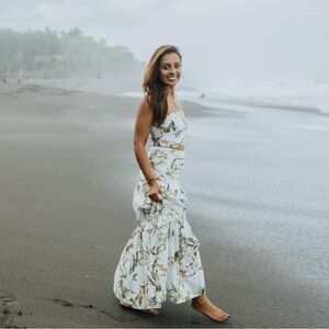 Wayf Birds of Paradise Tropical Tiered Maxi Skirt